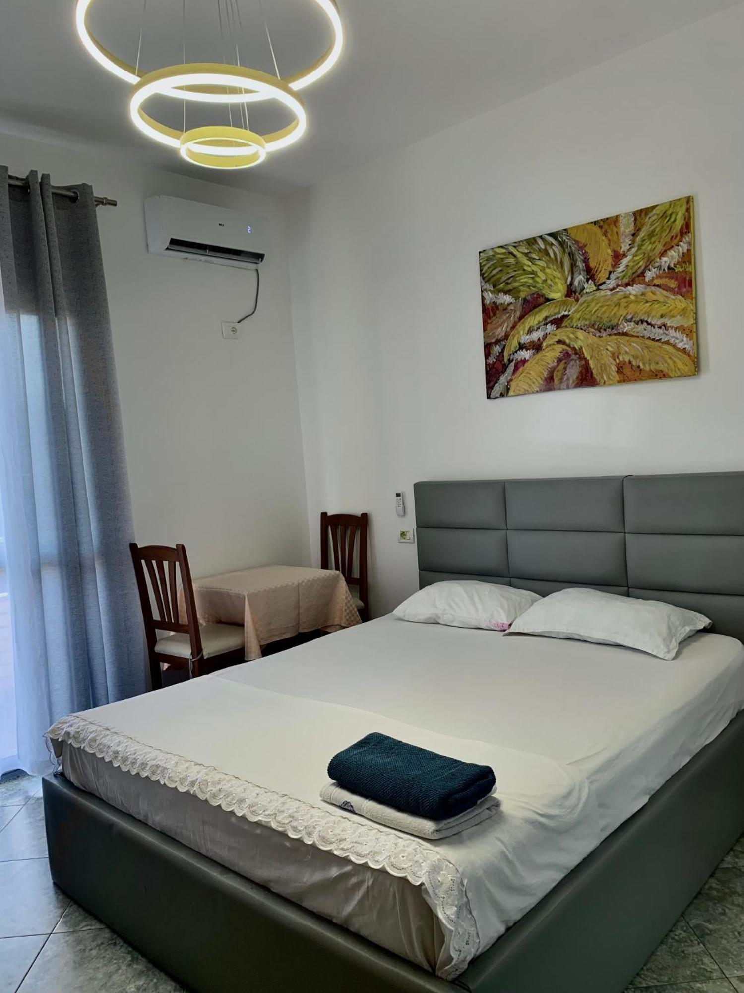 Serenade Beach Durrës Exterior foto